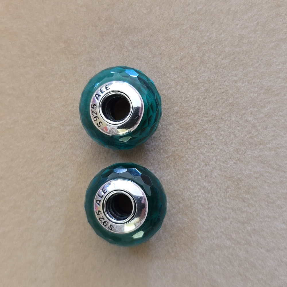 2pc Pandora Turquoise / Sea Green Glass Faceted Charm Beads - Picture 5 of 5